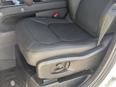 2025 Land Rover Defender 110 P400 X-Dynamic SE