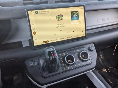 2025 Land Rover Defender 110 P400 X-Dynamic SE