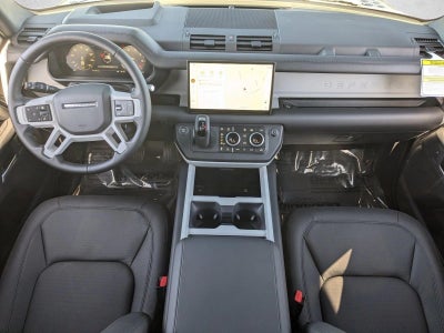 2025 Land Rover Defender 110 P400 X-Dynamic SE