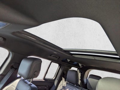 2025 Land Rover Defender 110 P400 X-Dynamic SE