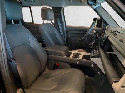 2025 Land Rover Defender 110 P300 S