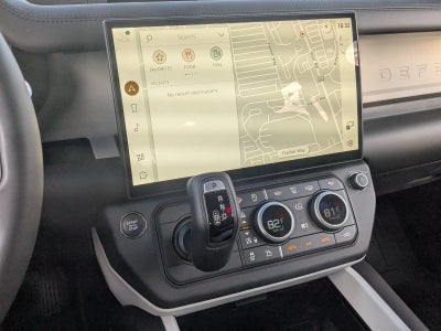 2026 Land Rover Defender 110 P300 S