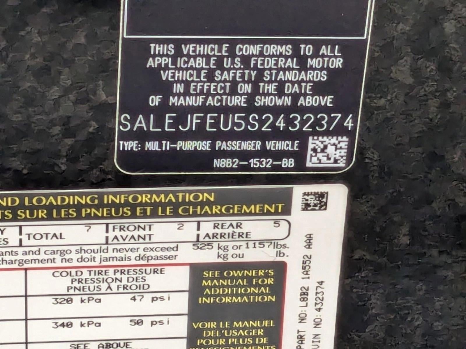 2025 Land Rover Defender 130 P400 S