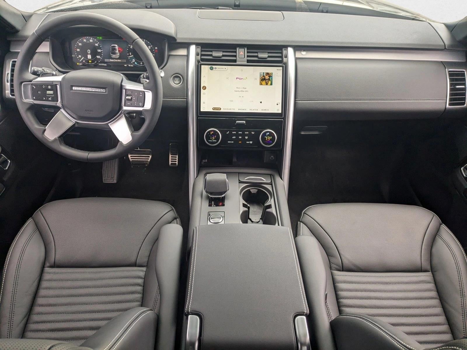 2025 Land Rover Discovery P360 Dynamic SE