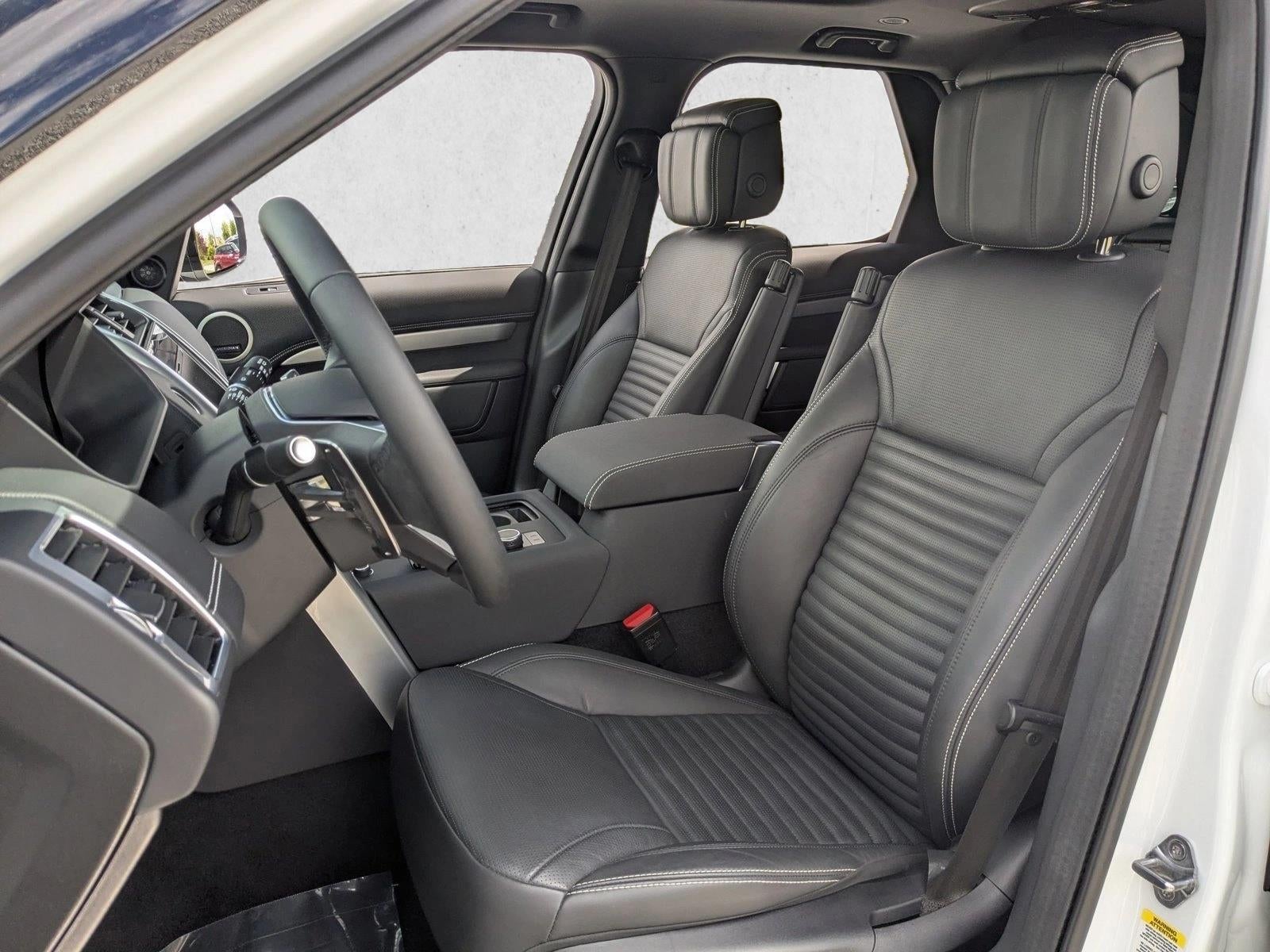 2025 Land Rover Discovery P360 Dynamic SE