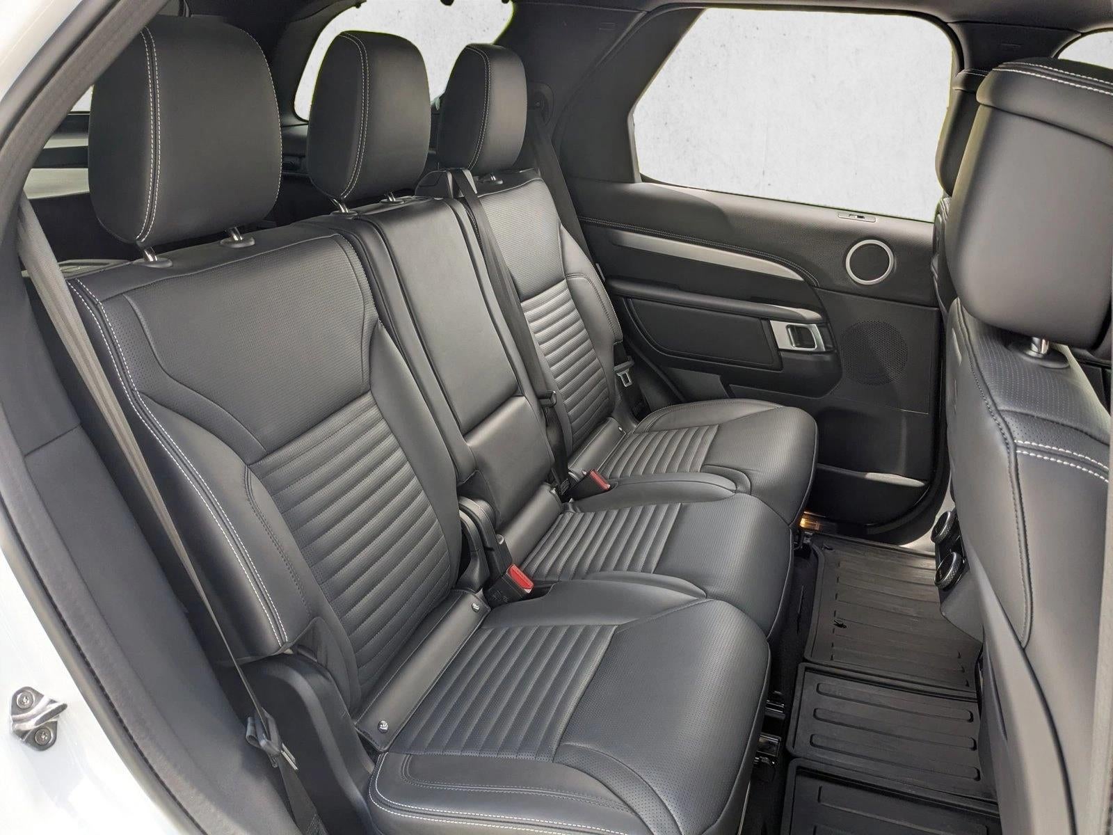 2025 Land Rover Discovery P360 Dynamic SE