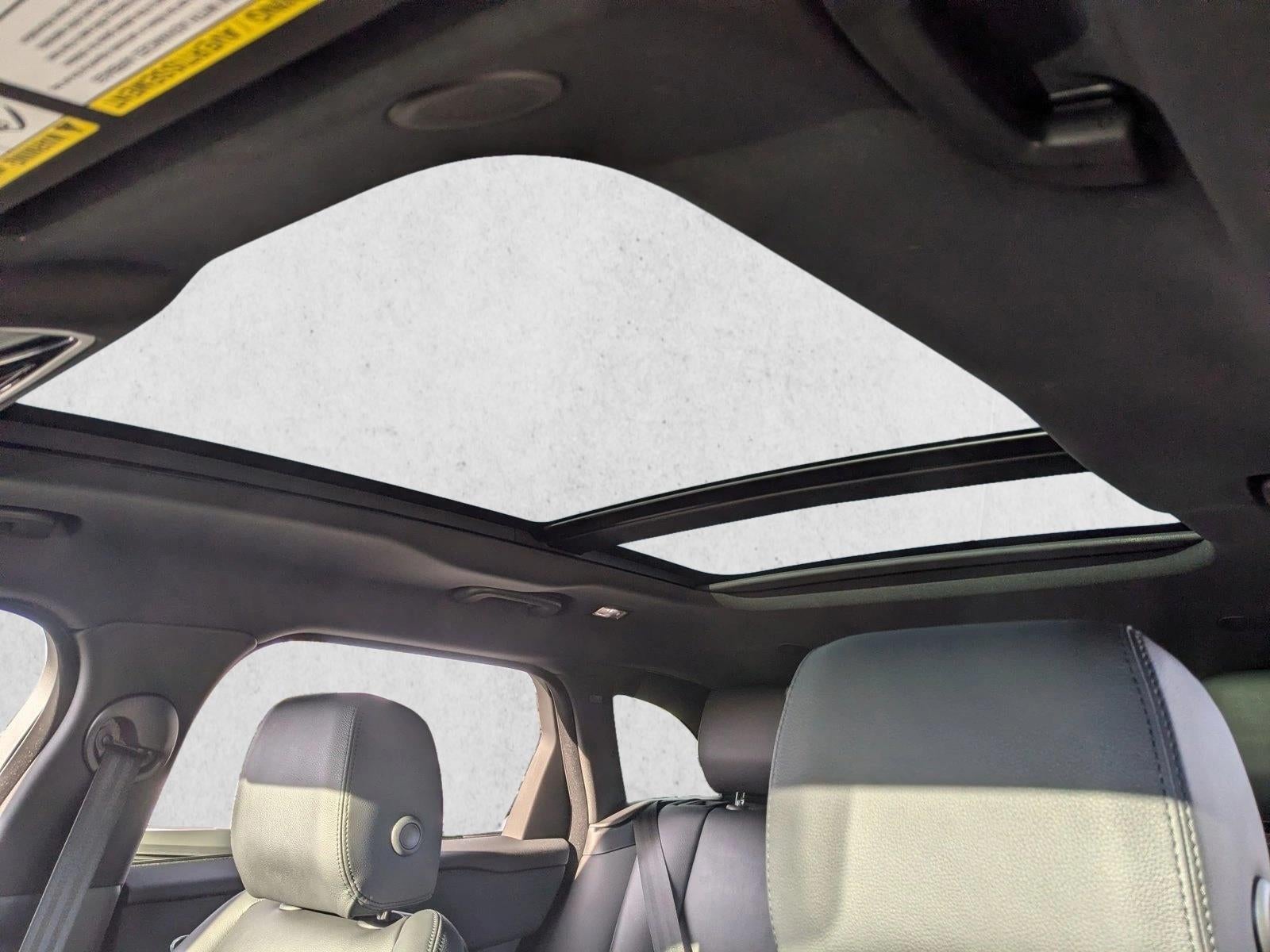 2025 Land Rover Range Rover Velar P250 Dynamic SE