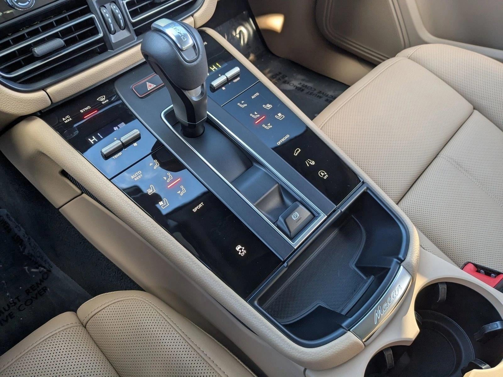 2024 Porsche Macan AWD