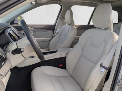2023 Volvo XC90 B5 AWD Plus 7P