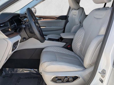 2022 Jeep Grand Cherokee Summit 4x4