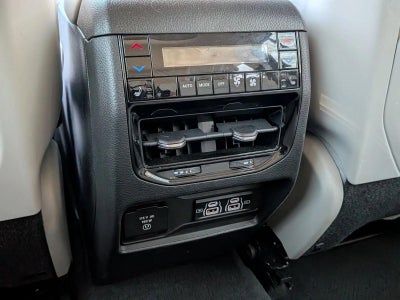 2022 Jeep Grand Cherokee Summit 4x4