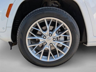 2022 Jeep Grand Cherokee Summit 4x4