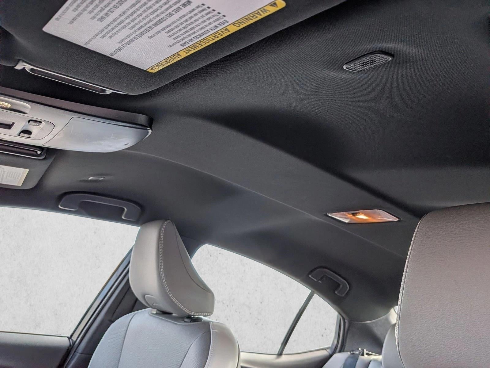 2025 Toyota Camry SE (Natl)