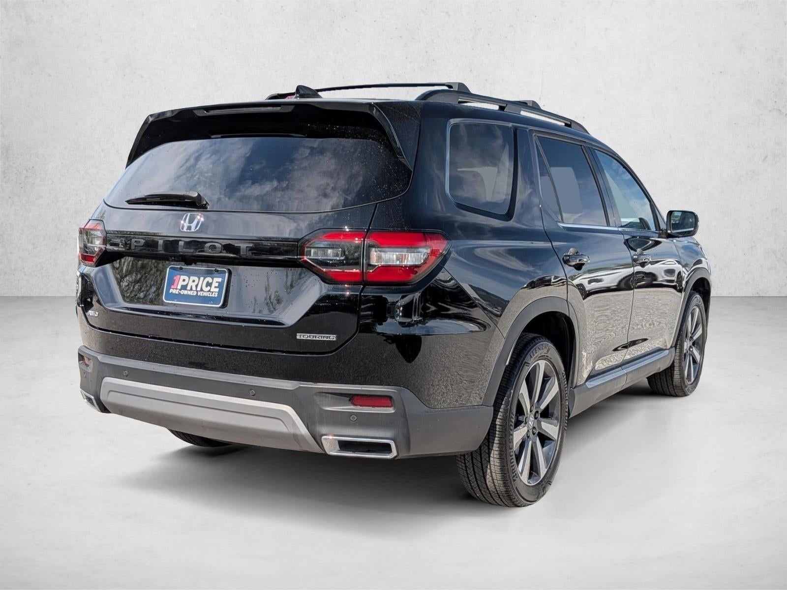 2025 Honda Pilot Touring AWD