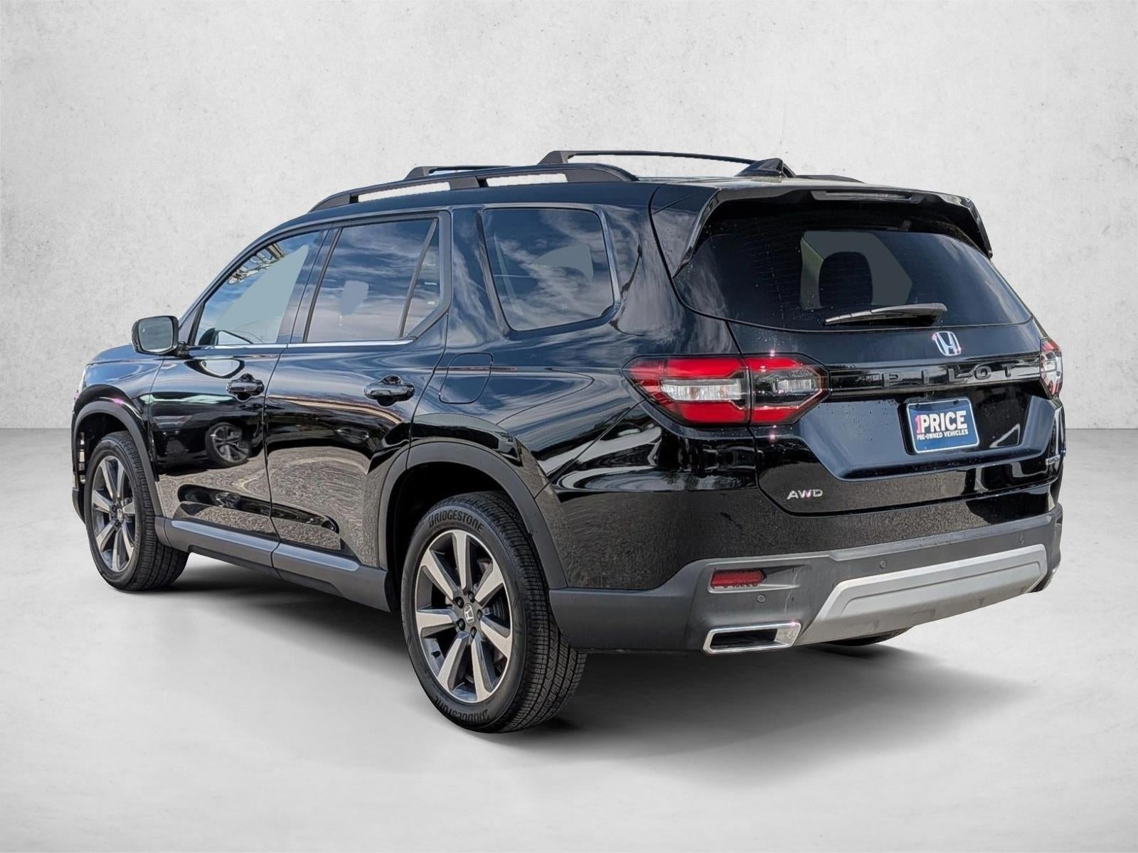 2025 Honda Pilot Touring AWD