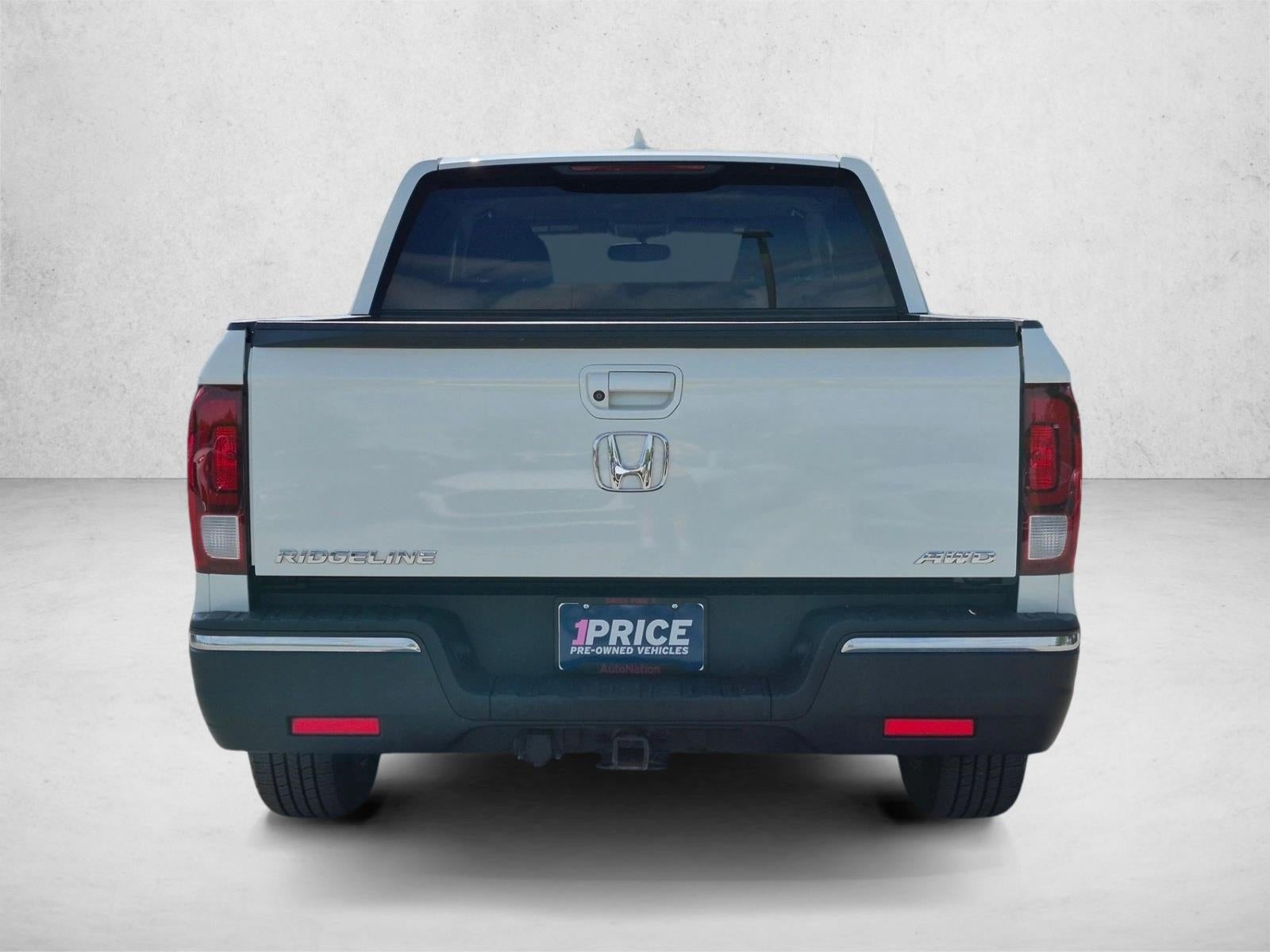 2017 Honda Ridgeline RTL-T 4x4 Crew Cab 5.3' Bed