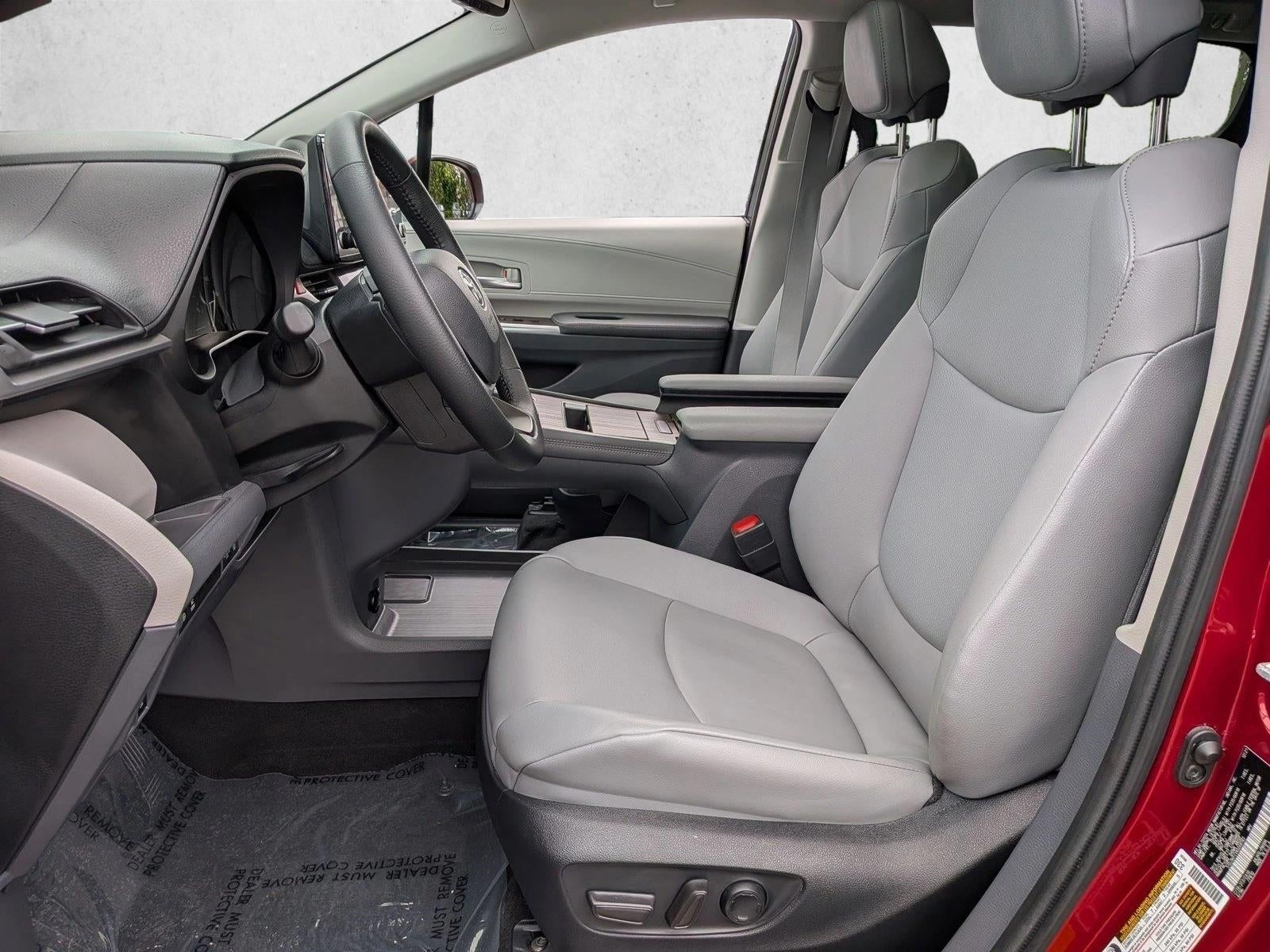 2022 Toyota Sienna XLE AWD 7-Passenger (Natl)