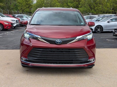2022 Toyota Sienna XLE AWD 7-Passenger (Natl)