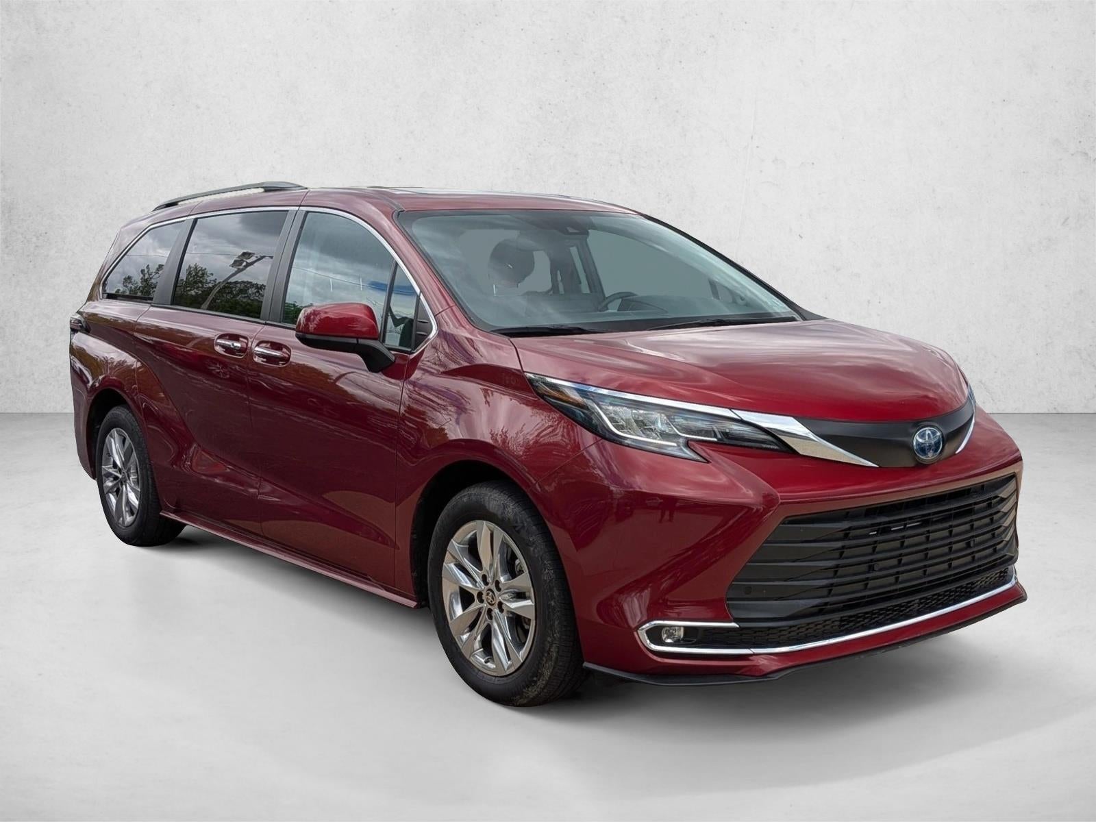 2022 Toyota Sienna XLE AWD 7-Passenger (Natl)