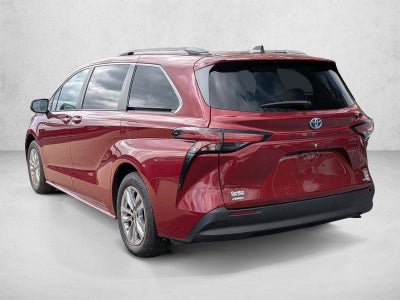 2022 Toyota Sienna XLE AWD 7-Passenger (Natl)
