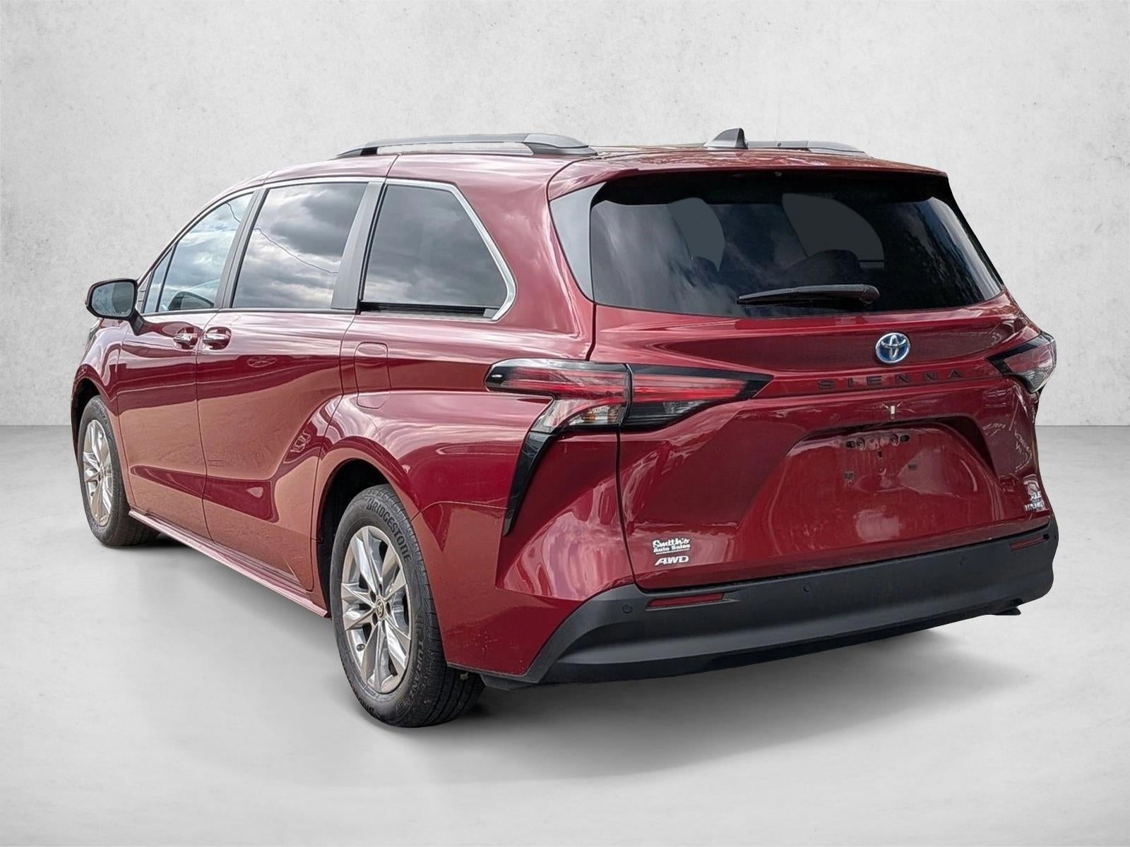 2022 Toyota Sienna XLE AWD 7-Passenger (Natl)