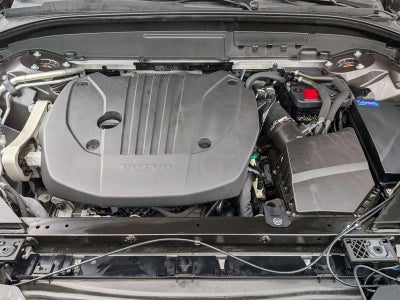 2022 Volvo XC60 B5 AWD Momentum