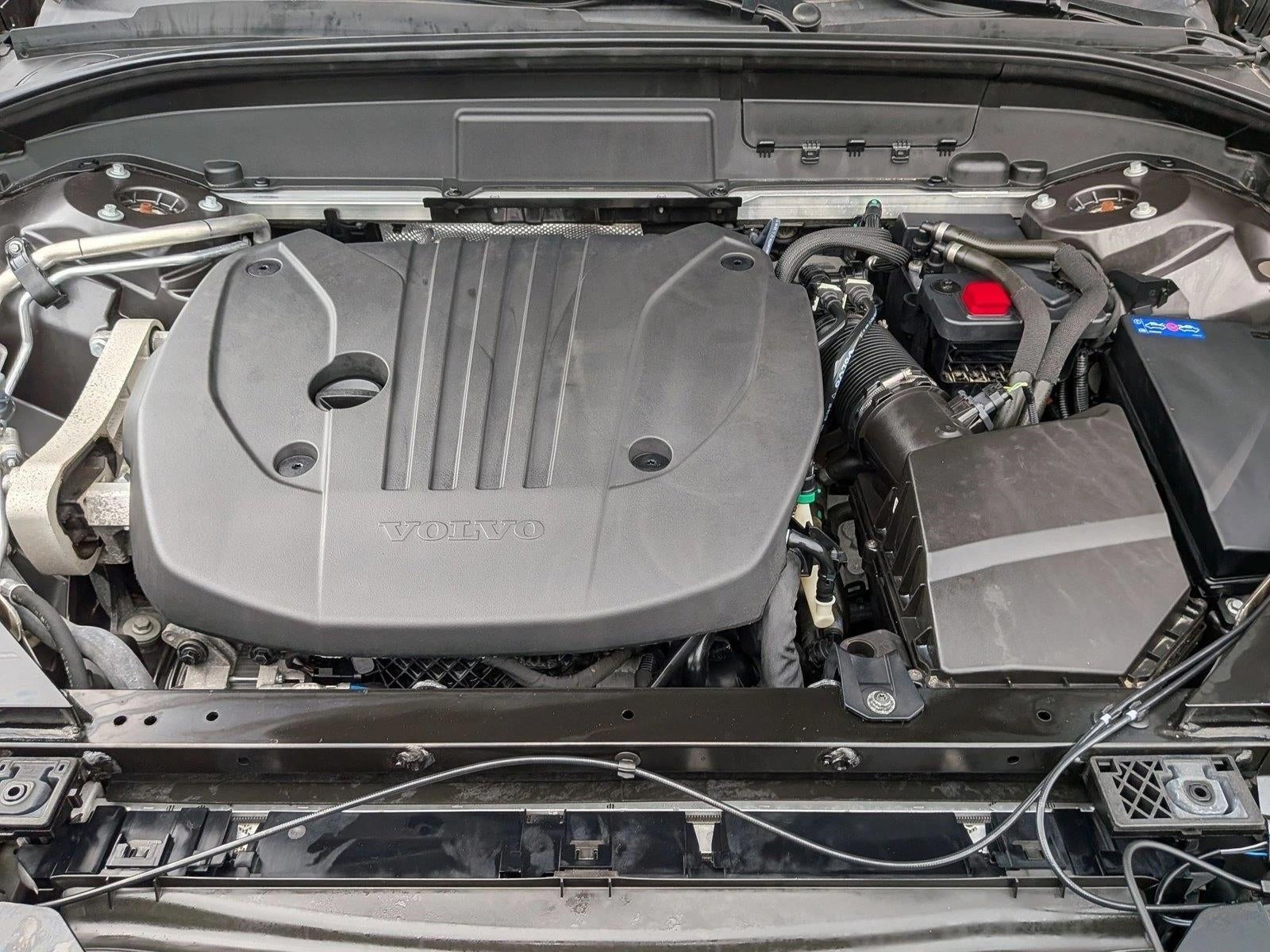 2022 Volvo XC60 B5 AWD Momentum