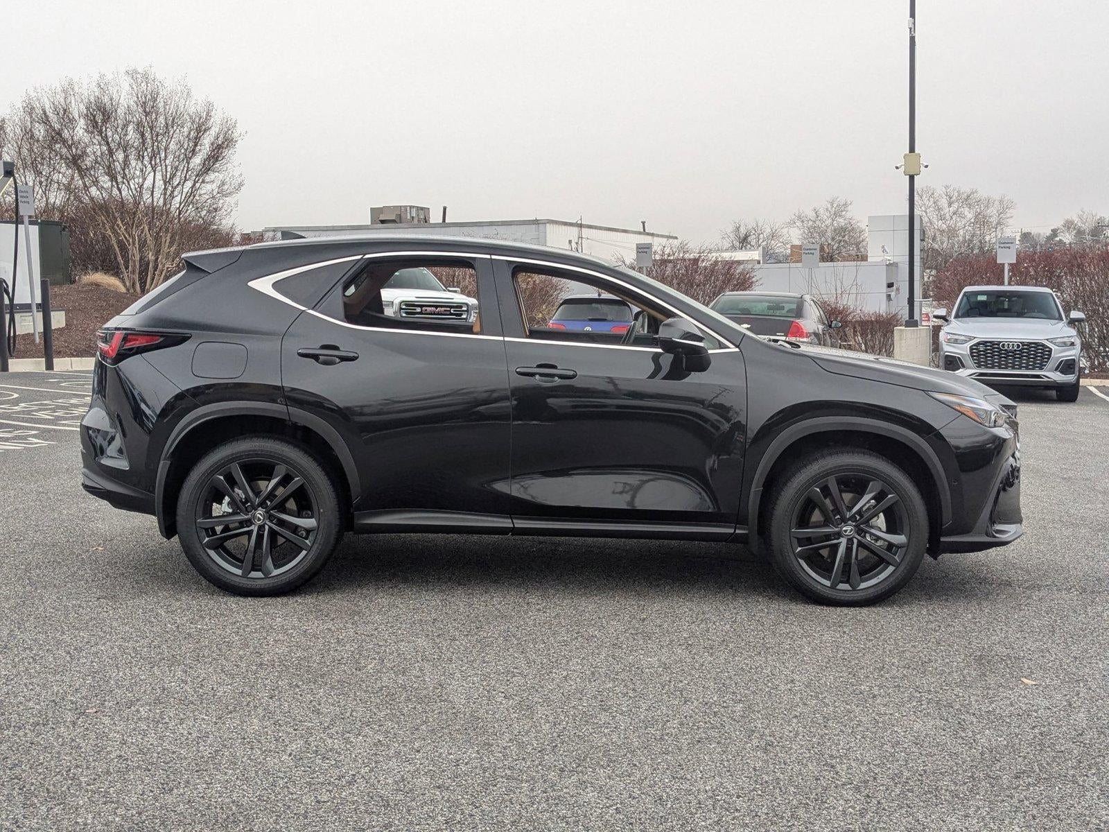 2025 Lexus NX 450h+ Luxury AWD