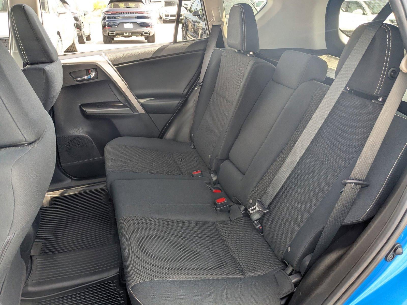 2018 Toyota RAV4 XLE AWD (Natl)