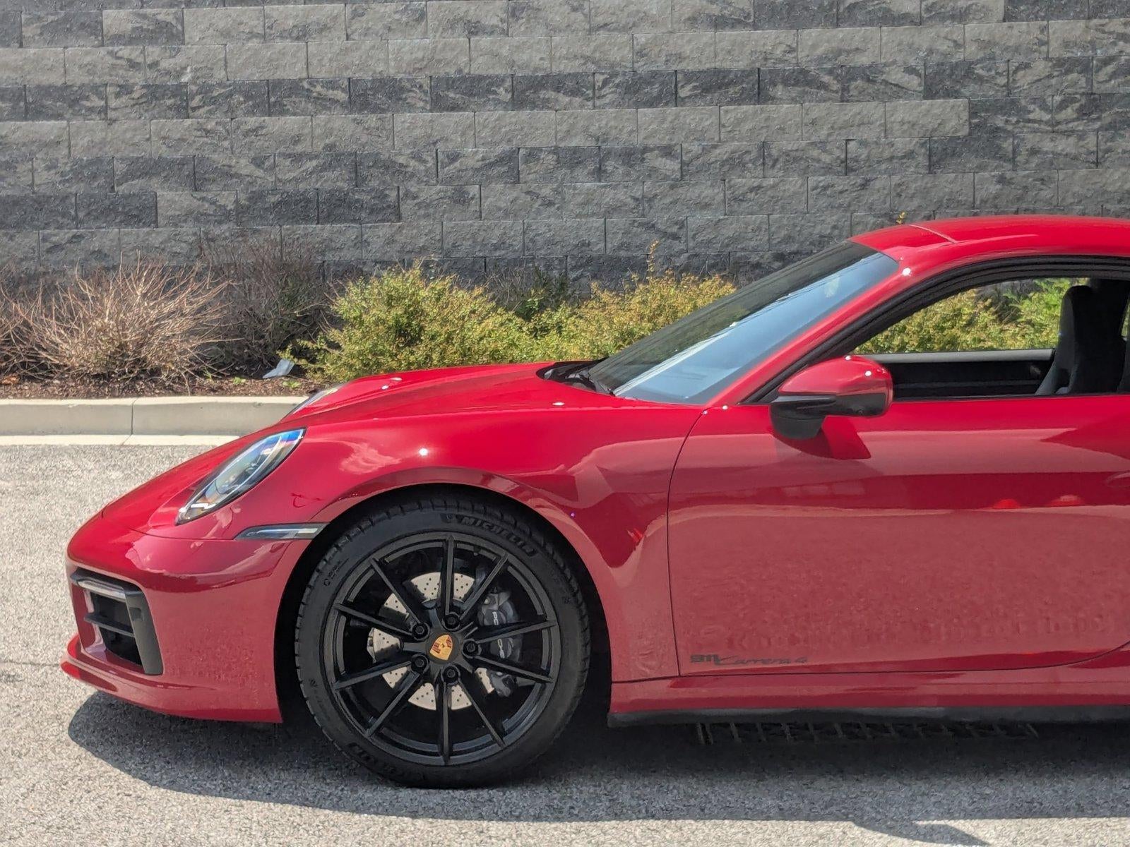2020 Porsche 911 Carrera 4 Coupe
