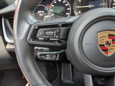 2020 Porsche 911 Carrera 4 Coupe