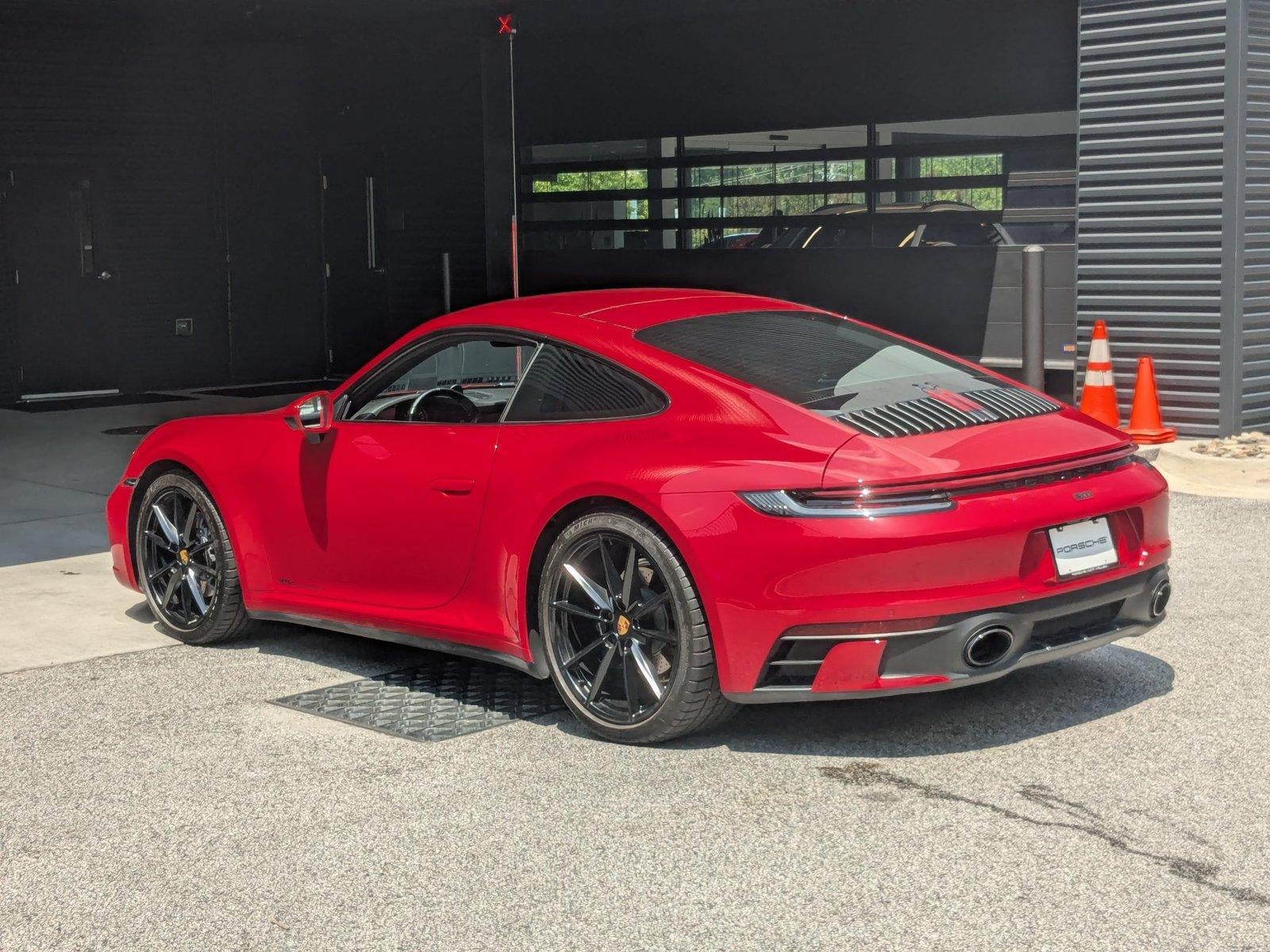 2020 Porsche 911 Carrera 4 Coupe