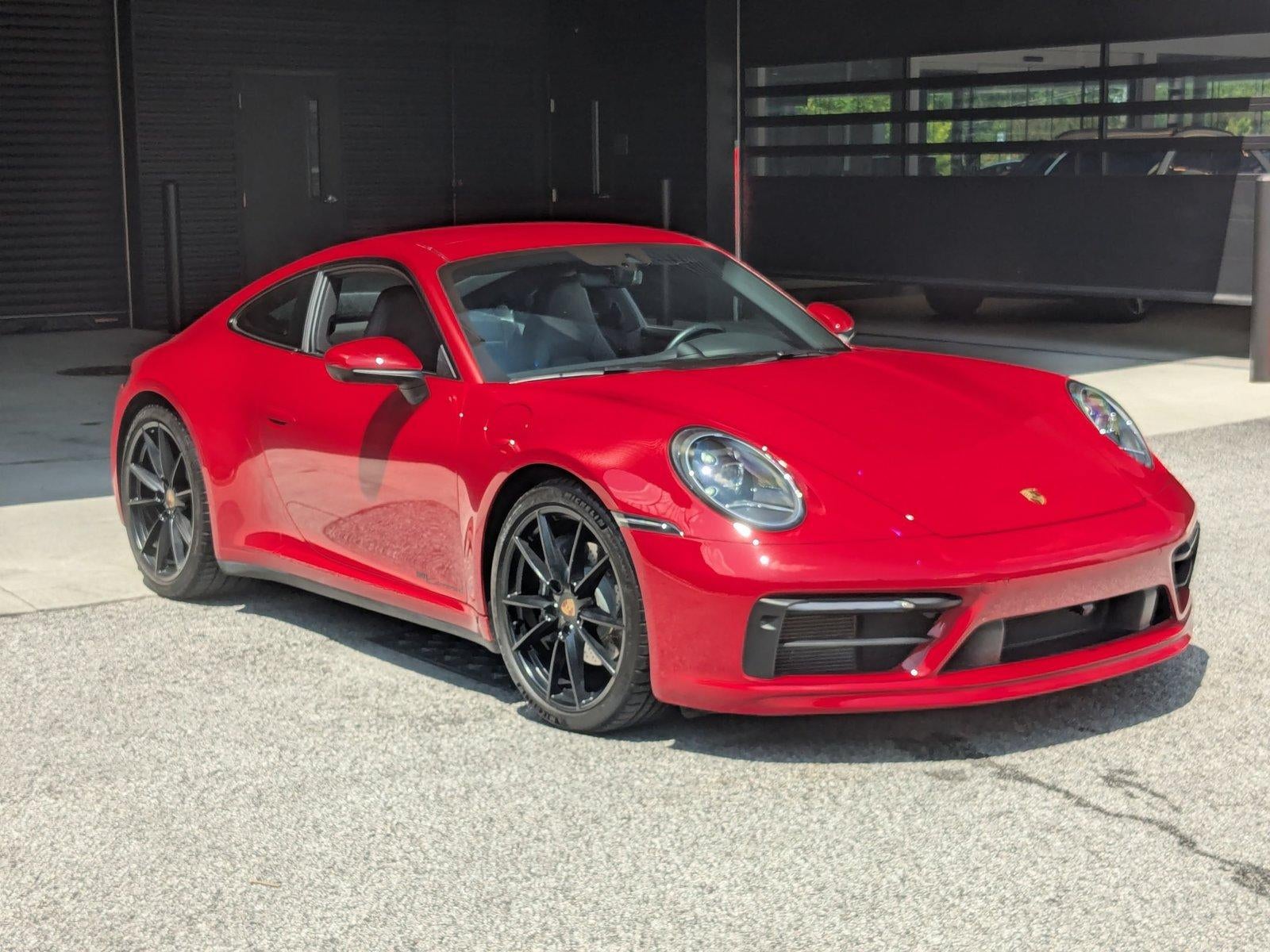 2020 Porsche 911 Carrera 4 Coupe