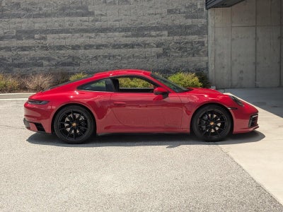 2020 Porsche 911 Carrera 4 Coupe