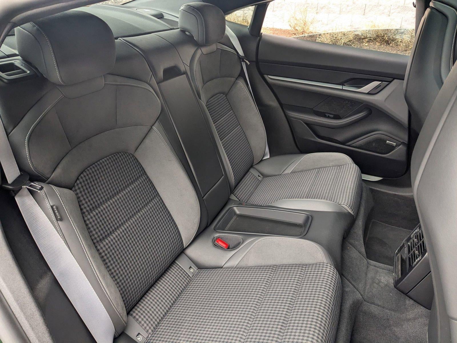 2025 Porsche Taycan RWD