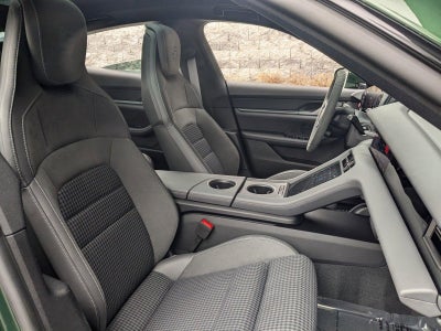 2025 Porsche Taycan RWD