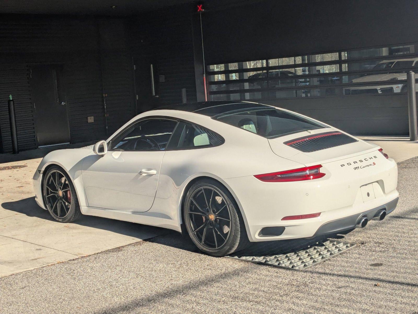 2017 Porsche 911 Carrera S Coupe
