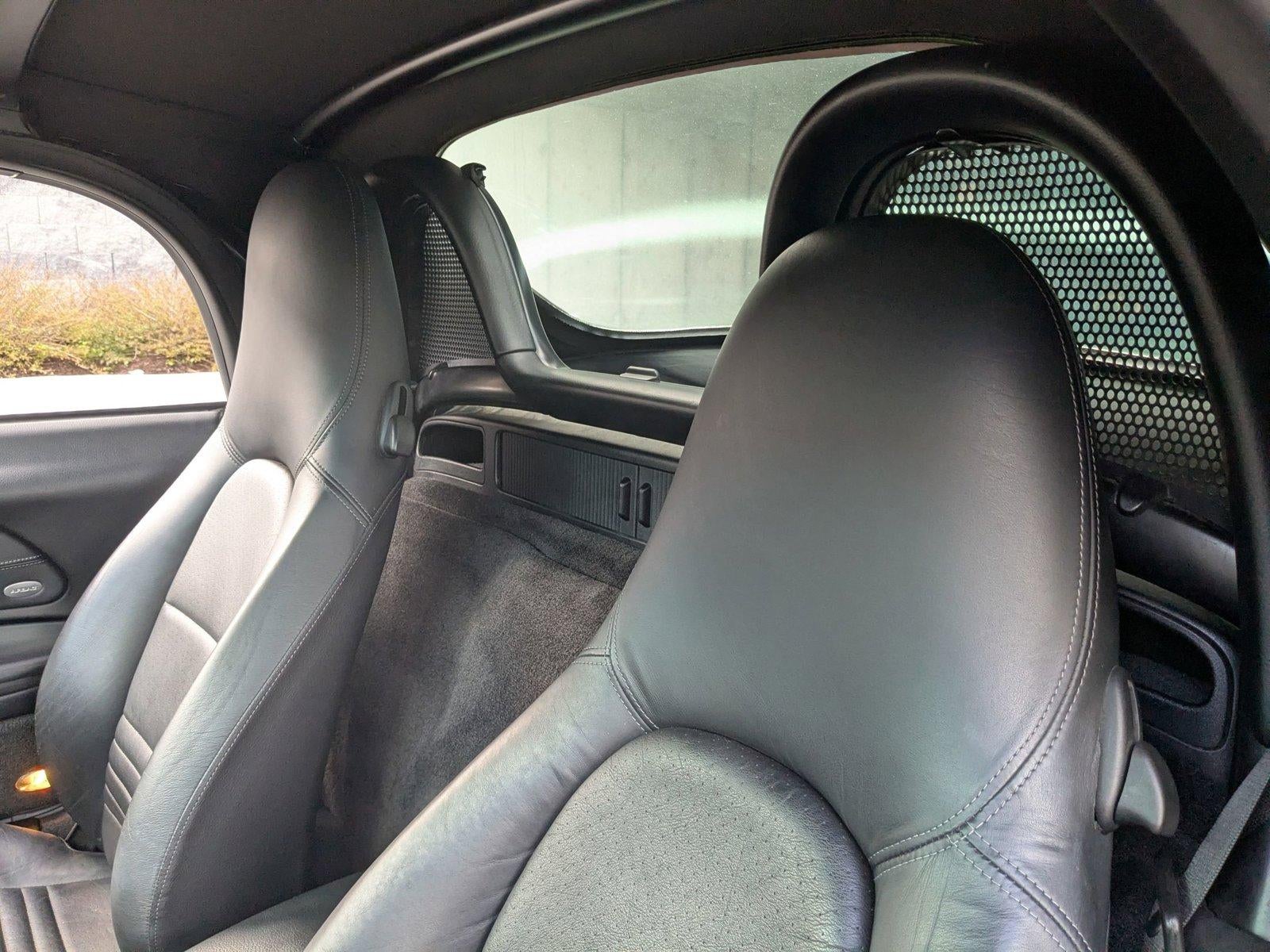 2000 Porsche Boxster Base