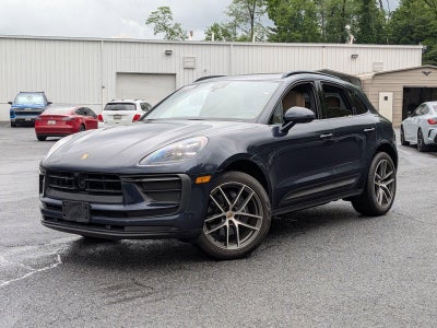 2023 Porsche Macan AWD