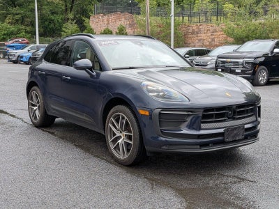 2023 Porsche Macan AWD