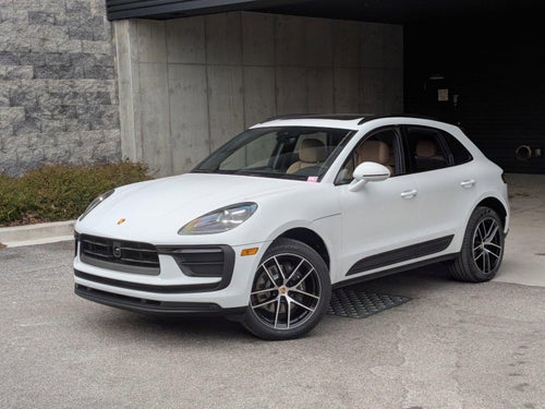 2026 Porsche Macan AWD