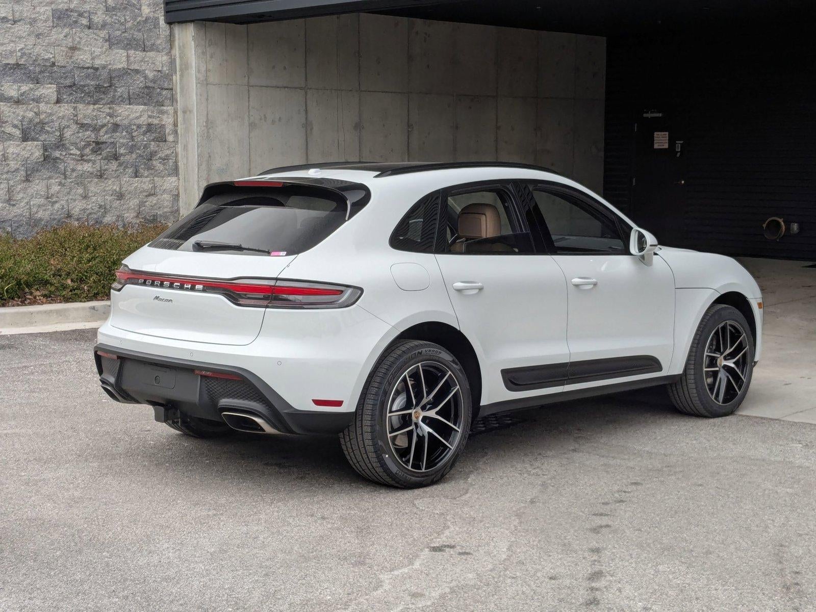 2026 Porsche Macan AWD