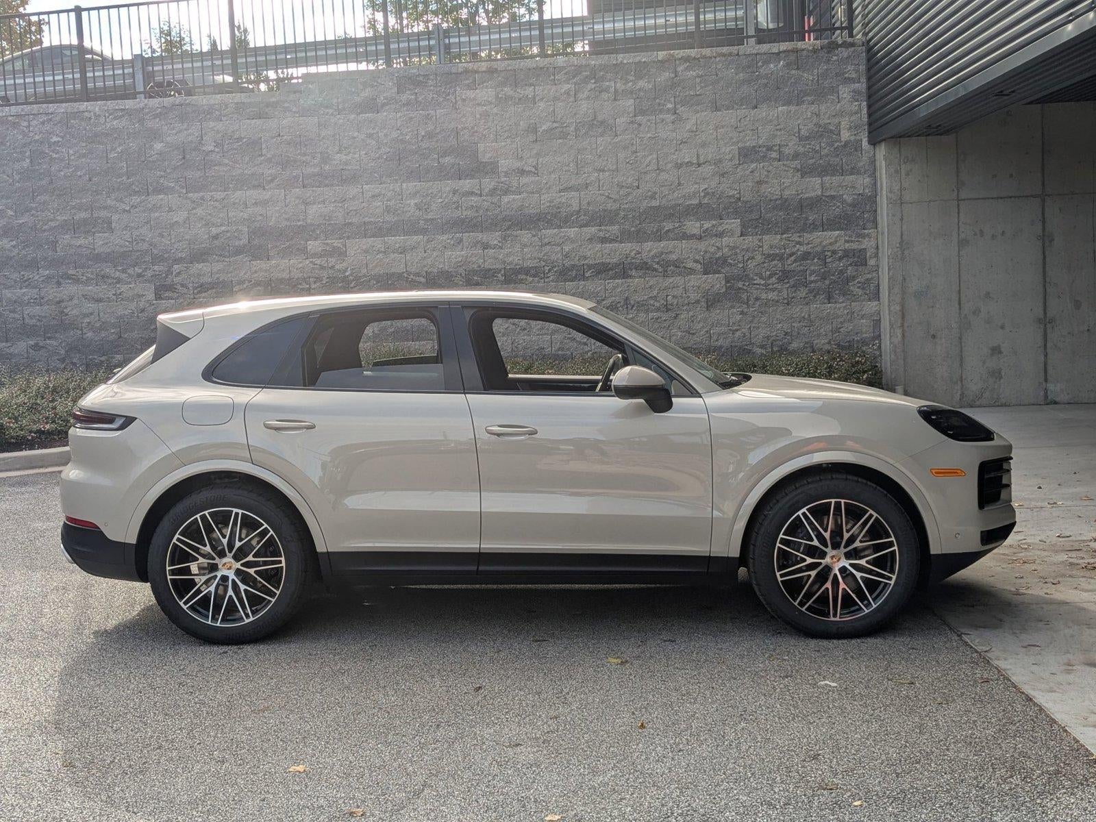 2026 Porsche Cayenne AWD