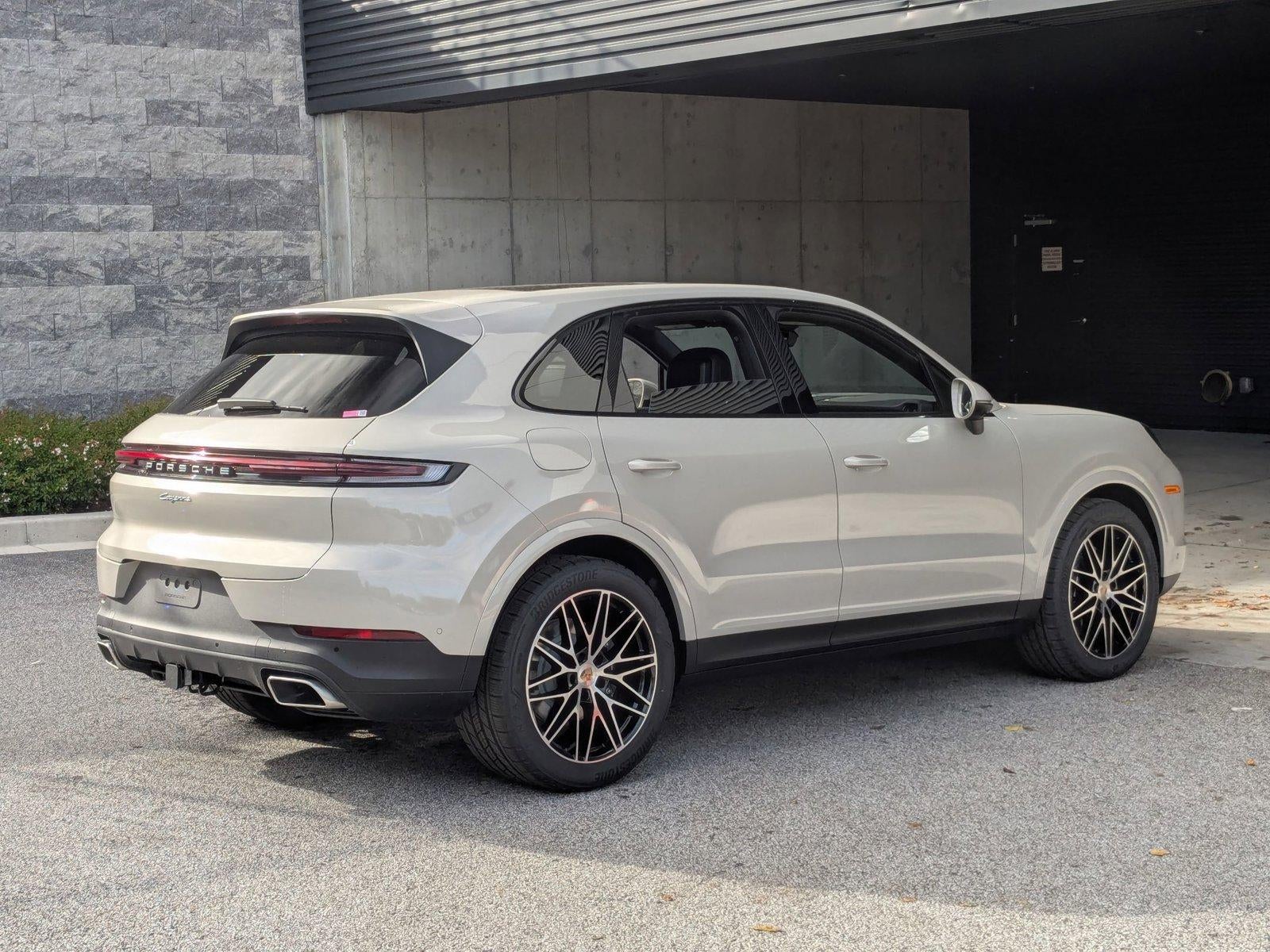 2026 Porsche Cayenne AWD