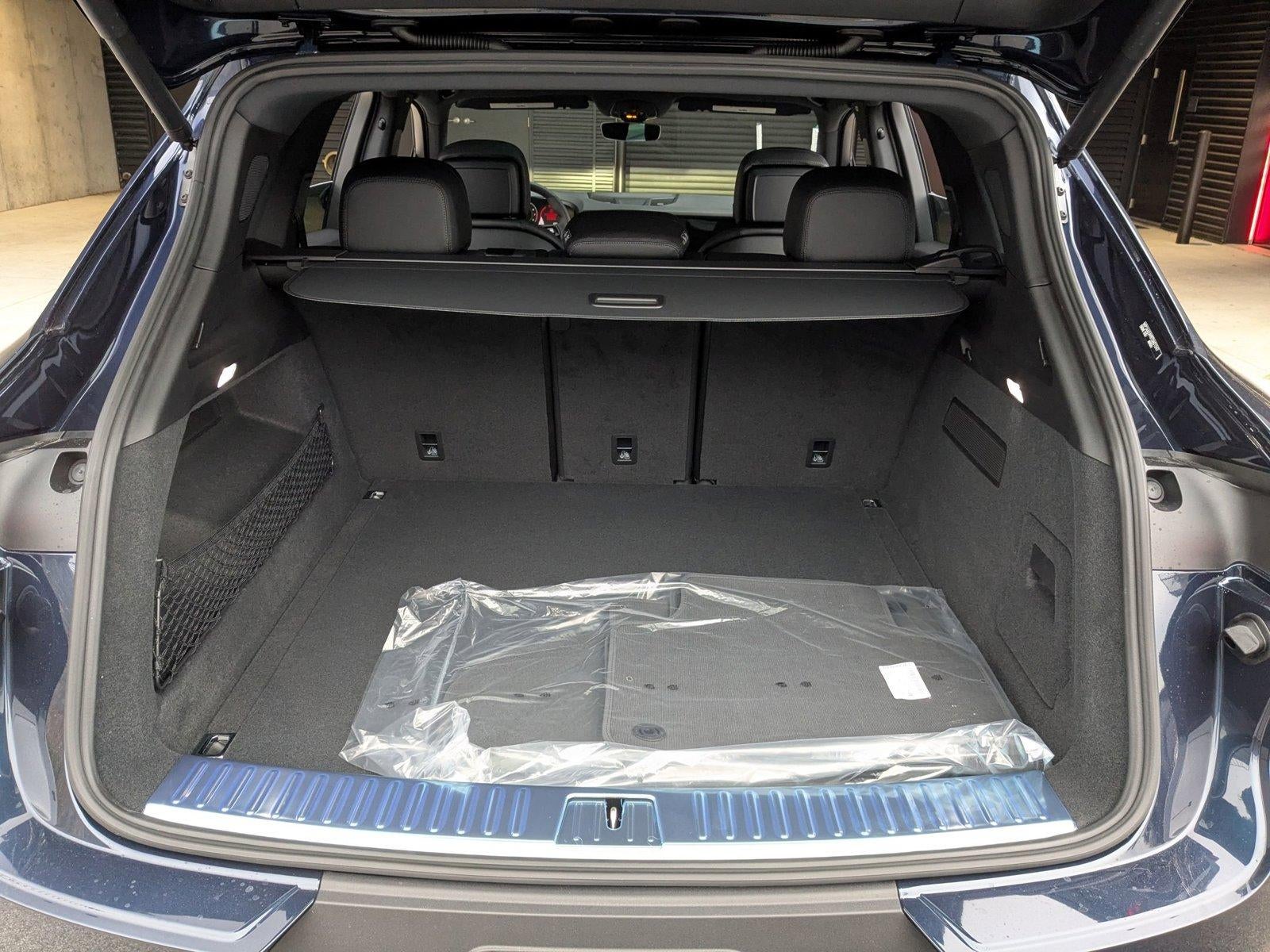 2026 Porsche Cayenne AWD