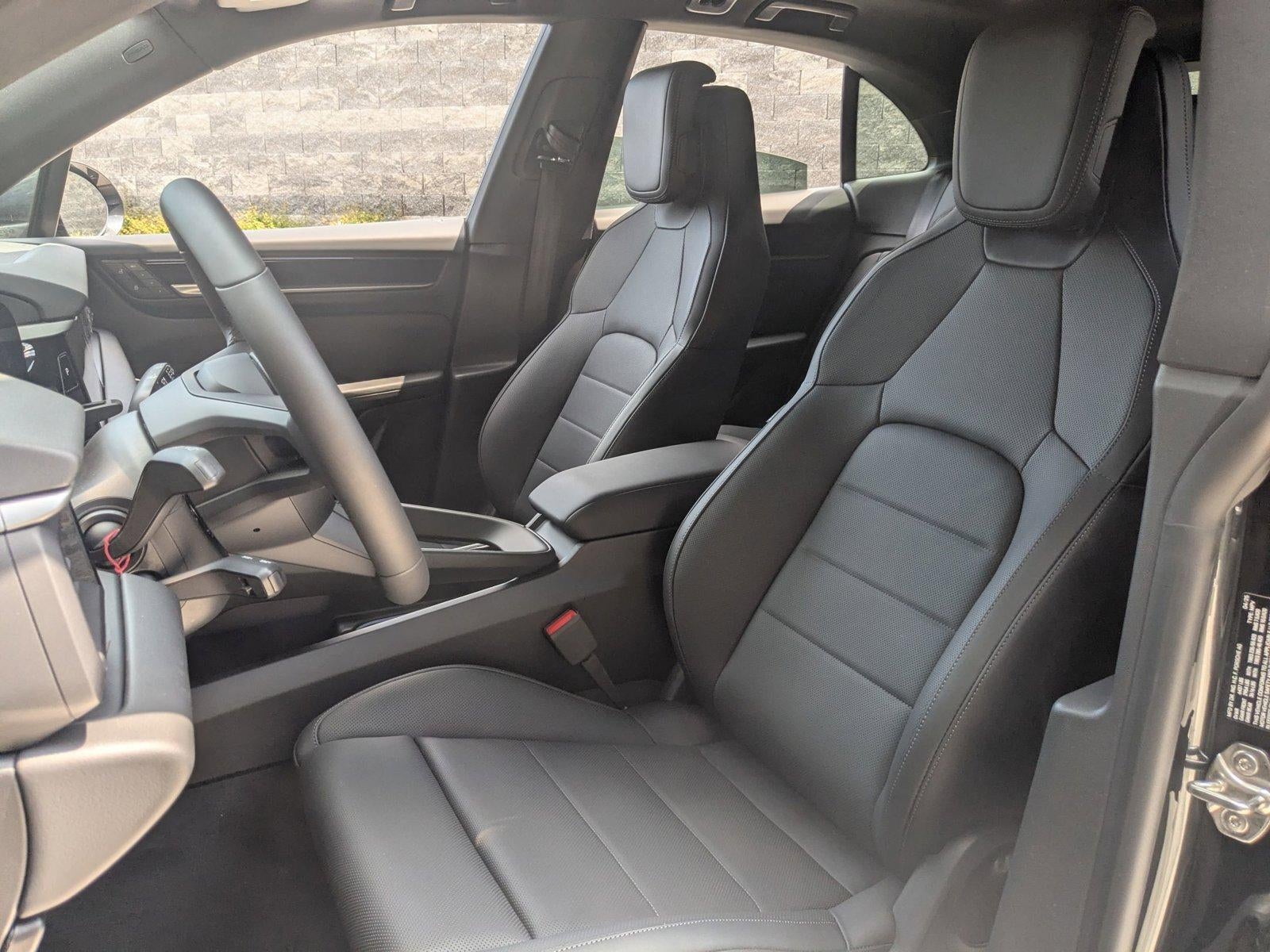 2025 Porsche Macan Electric 4 AWD