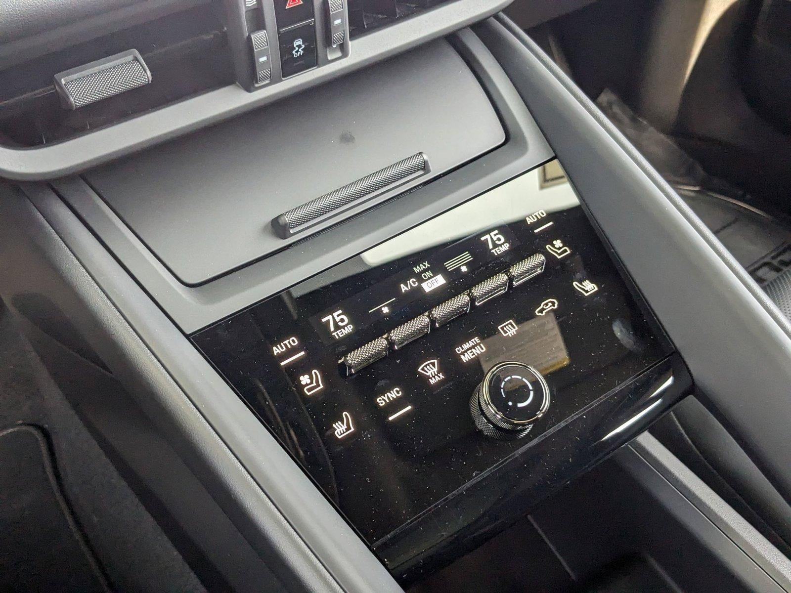 2025 Porsche Macan Electric Turbo AWD