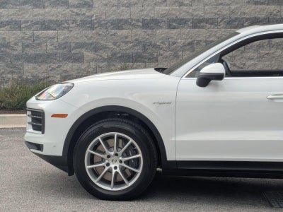 2025 Porsche Cayenne E-Hybrid AWD