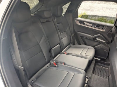 2025 Porsche Cayenne E-Hybrid AWD