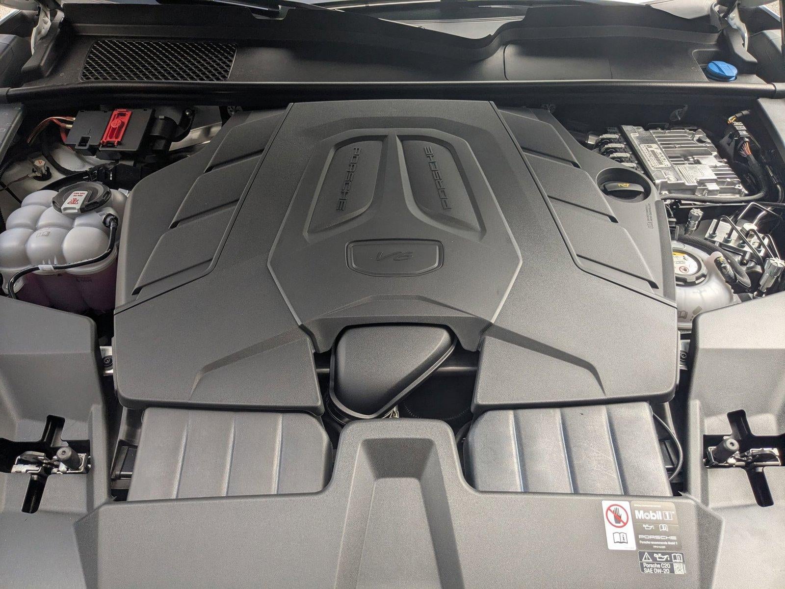 2025 Porsche Cayenne E-Hybrid AWD